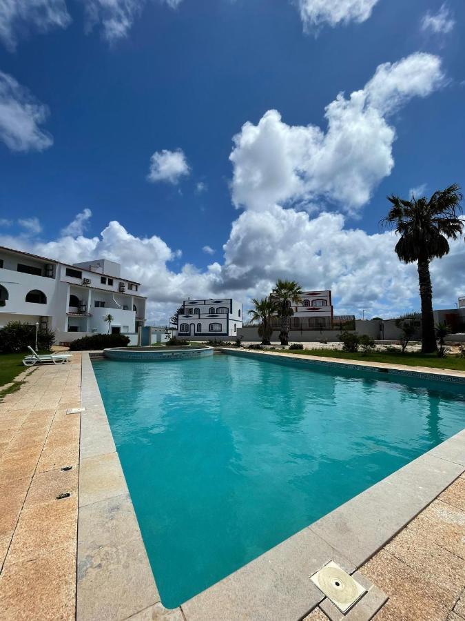 Oasis De Verao- 2 Bedrooms Flat With Swimming Pool Сагрес Екстериор снимка